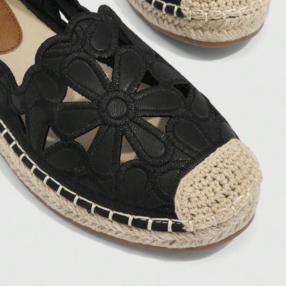 Floral Embroidery Fashion Espadrille Black Flats For Spring And Summer - Picture 2 of 4